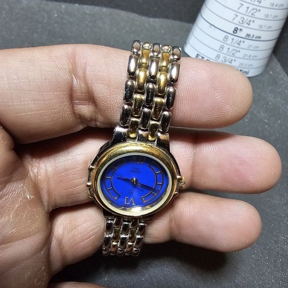 Timex Indiglo Women Quartz Watch Silver Gold Tone Working Blue Roman Dial shows - Picture 3 of 10